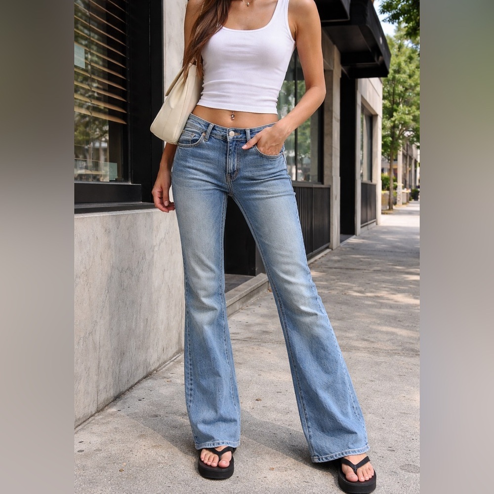 Vintage Lee Dungarees Low Rise Flare Jeans Y2K Size 7M